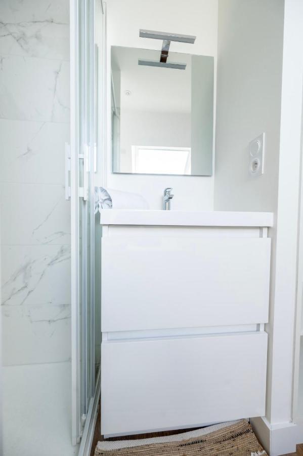Apartamento Le Poulorio 12 - T2 - Proche Gare - Dernier Etage By Locly Lorient Exterior foto